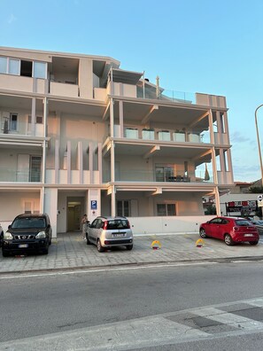 Exterior - Modern apartment with sea view, top amenities and private parking space (Capo d'Orlando)