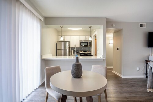 Landing Apartments Castleton