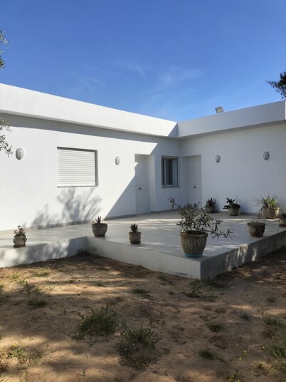 Quiet house with garden Pets welcome