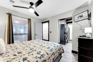 1 Schlafzimmer, Bügeleisen/Bügelbrett, kostenloses WLAN, Bettwäsche