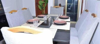 Jumeirah on the hills, luxury 3-bedroom condo in Mamelles