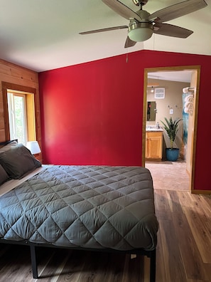 4 bedrooms, free WiFi, bed sheets