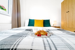 2 Schlafzimmer, Bügeleisen/Bügelbrett, Internetzugang, Bettwäsche