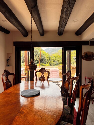 Amplia casa de 6 habitaciones en la encantadora Villa de Leyva con WiFi