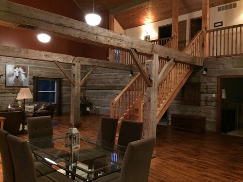 Great family getaway. This property will accommodate 14 people quite comfortably