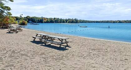 Newly Renovated 4BR Lake Winnipesaukee Home – Beach Access & Boat Ramp!