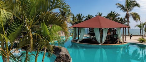 2 piscinas al aire libre