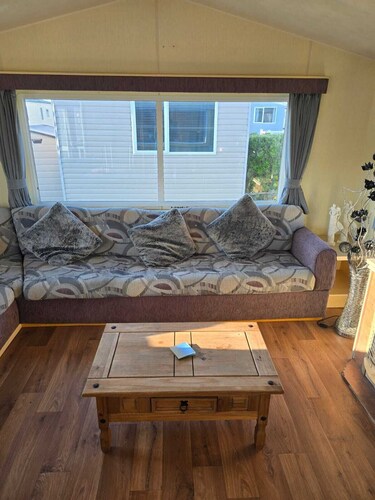 3 Bedroom Park Home Sleeps 8 At Robin Hood Rhyl