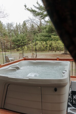 Bain à remous extérieur