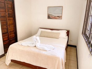 4 bedrooms, travel cot, free WiFi, bed sheets