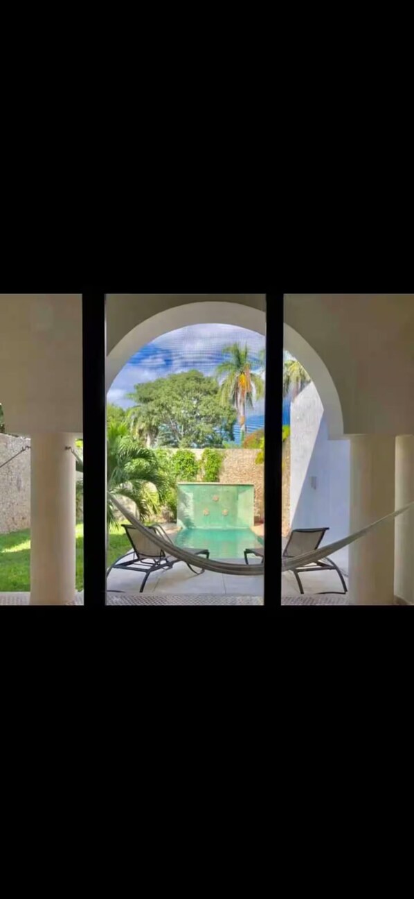 Pool - Luxury Home & Pool, 5 Min from Downtown (Merida)