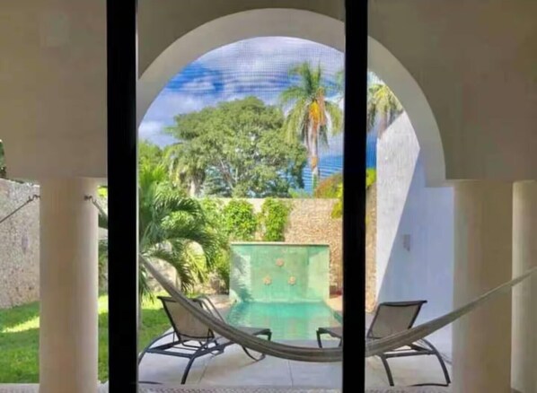 Pool - Luxury Home & Pool, 5 Min from Downtown (Merida)