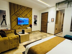 Luxury Room, 1 King Bed, Private Bathroom, City View | Blackout curtains, iron/ironing board, free WiFi, wheelchair access - HolidayVilla & Suites Amritsar (Amritsar)