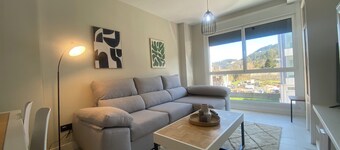 ADELINE, BRAND NEW THREE-BEDROOM APARTMENT WITH GARAGE SPACE