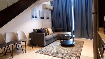 尊荣公寓 | 起居区 | 电视