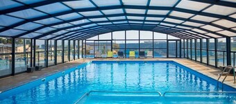 Warm, peaceful cottage in the heart of vineyards near the sea in HERAULT