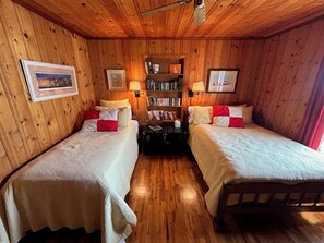 4 chambres, fer et planche à repasser, Wi-Fi, draps fournis