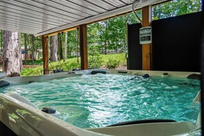 Bain à remous intérieur