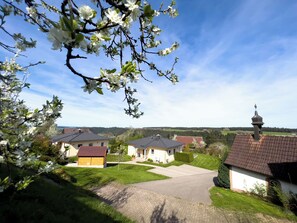 Property grounds - Tischneck Chalets***** - Chalet Riva - Dream vacation homes in the Black Forest (Hardt)