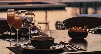 Luxury Beach Front Villa w 2 Private Pools+BBQ