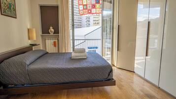 2 chambres, coffres-forts dans les chambres, bureau, Wi-Fi