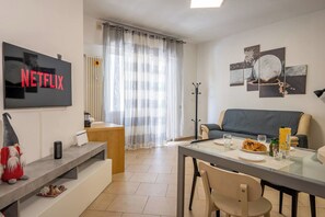 Smart-TV, Videospiele, Computerbildschirme, Drucker