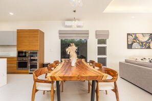 Family Villa, Garden View | Interior