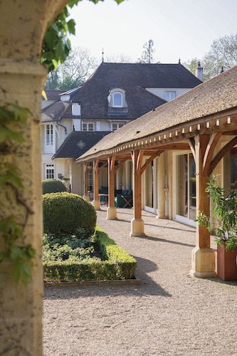 Hostellerie de Levernois