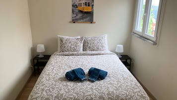 1 chambre, fer et planche Ă  repasser, accĂšs Internet, draps fournis