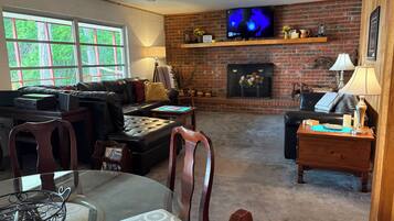 Smart TV, DVD player, video library, stereo