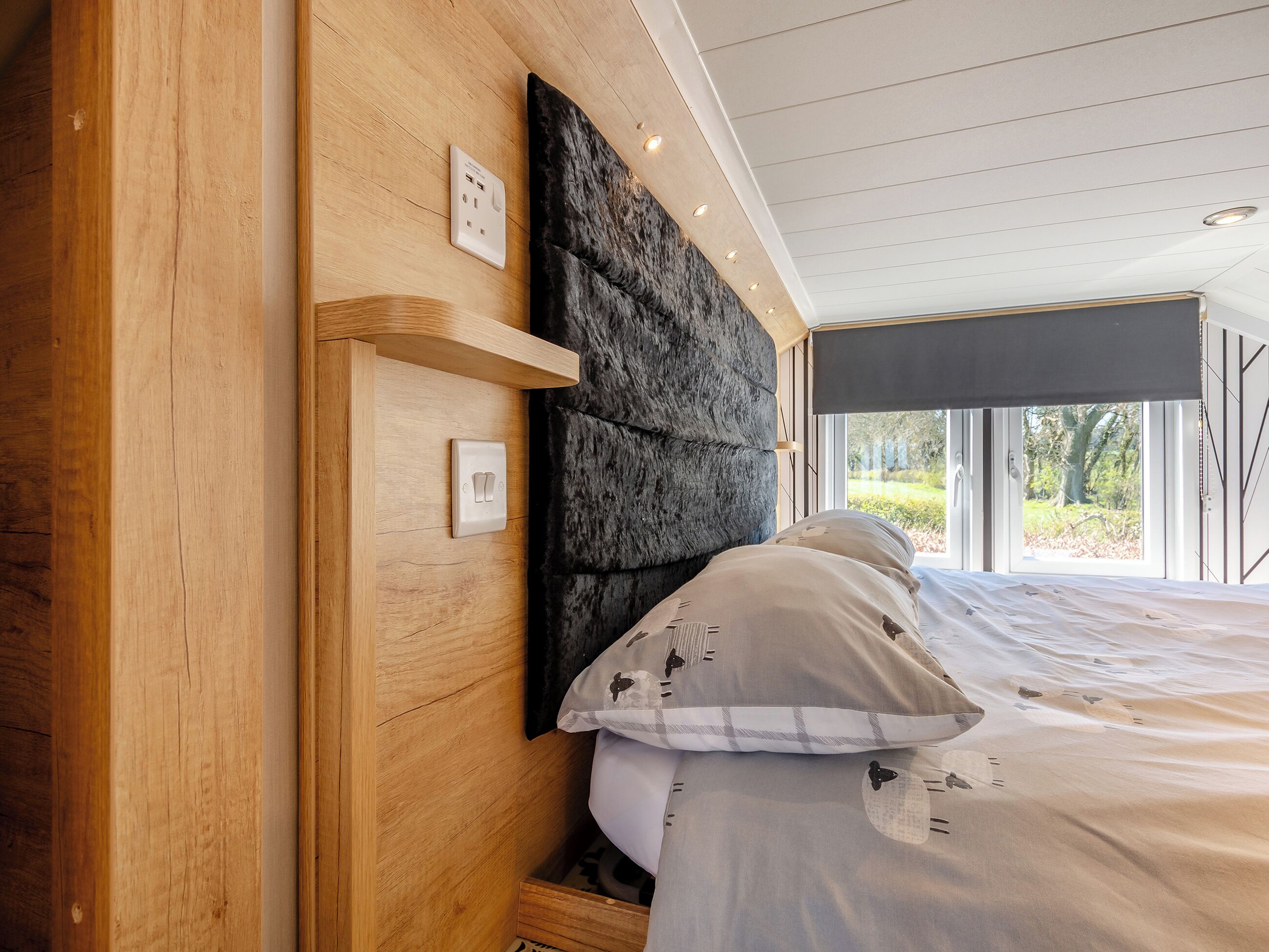 2 quartos, Wi-Fi de cortesia, roupa de cama