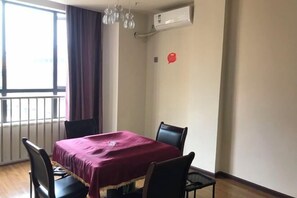 Room - Shankee Express Hotel (Enshi Railway Station) (Enshi City)