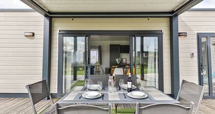 Close to the ocean, Relaxation and Premium services - Swimming pool, Spa, Fitness