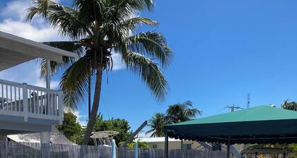 Beautiful vacation home in cayo largo, a paradise surrounded by manatees and beach.