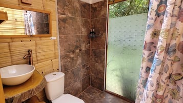 Deluxe Cabin, 1 King Bed, Patio, Mountain View | Bathroom