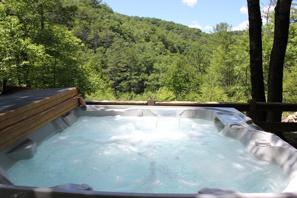 Bain à remous extérieur