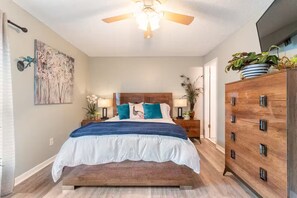 2 habitaciones, tabla de planchar con plancha, wifi y ropa de cama 