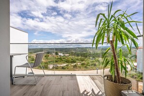 Interior - Seabreeze  Apartment - Your Beachside Getaway (Aljezur)