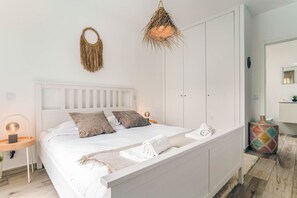 2 bedrooms, WiFi - Seabreeze Apartment - Your Beachside Getaway by Lisbeyond (Aljezur)
