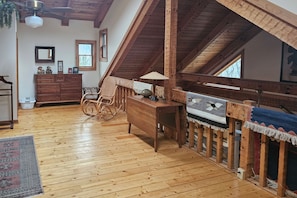 Interior - Reconnect with nature in this cozy, dog-friendly mountain retreat with Views (Scaly Mountain)