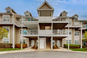 Exterior - Bethany Bay 2nd floor condo w/shared pool, tennis court, on-site golf, balcony (Ocean View)