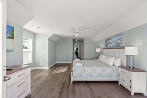 7 bedrooms, iron/ironing board, travel cot, WiFi - 7BR| Sleeps 20| Pool | Steps To The Beach | 11312B (Surfside Beach)