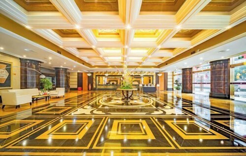 CQ Second Normal University Academic Exchange Center Hotel