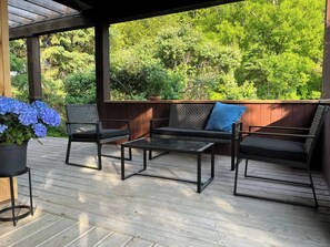 Terrace/patio - Boho Loft in Downtown Wakefield (Wakefield)