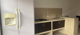 3 minutes from the main park of Santa Elena Cerrito and 15 minutes walking distance from the main park of Santa Elena Cerrito.