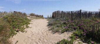 Seaside villa 1min walk from the beach completely renovated in 2025