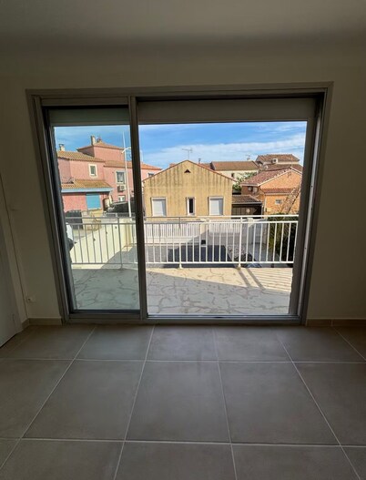 Seaside villa 1min walk from the beach completely renovated in 2025