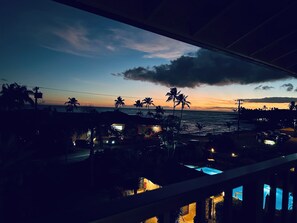 Property grounds - Panoramic view. 1-bedroom resort with WiFi and fitness room in lovely Koloa (Koloa)