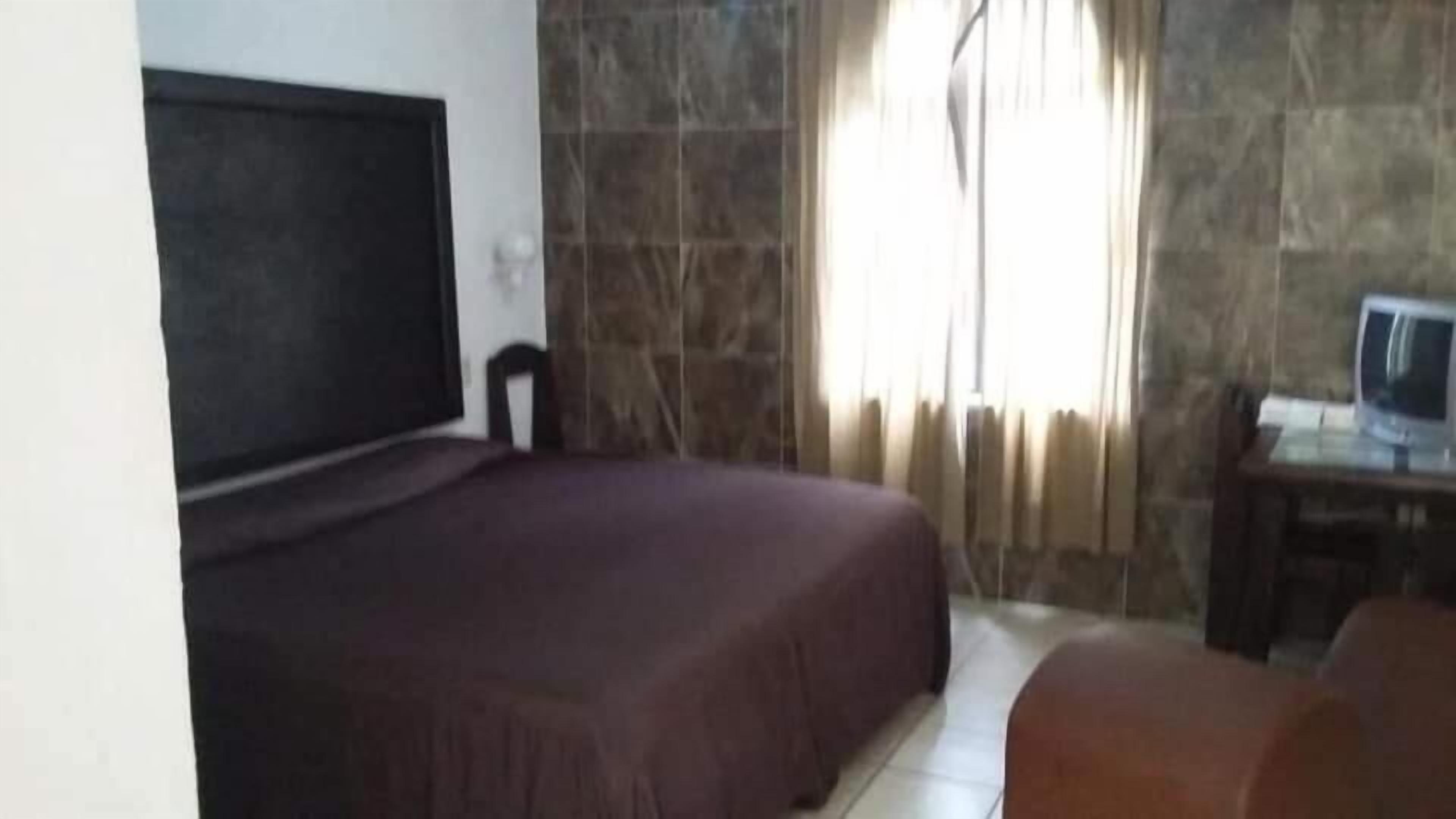 Schreibtisch, kostenloses WLAN