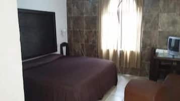 Schreibtisch, kostenloses WLAN